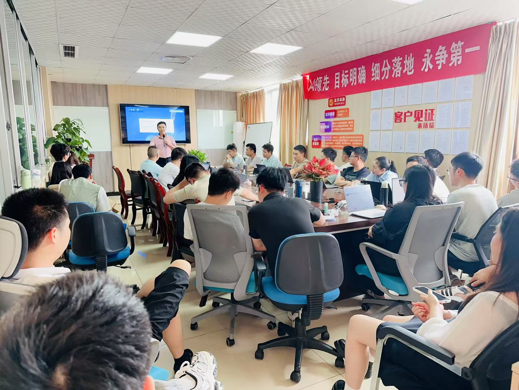 1751939786704736.jpg 1751939786704736.jpg