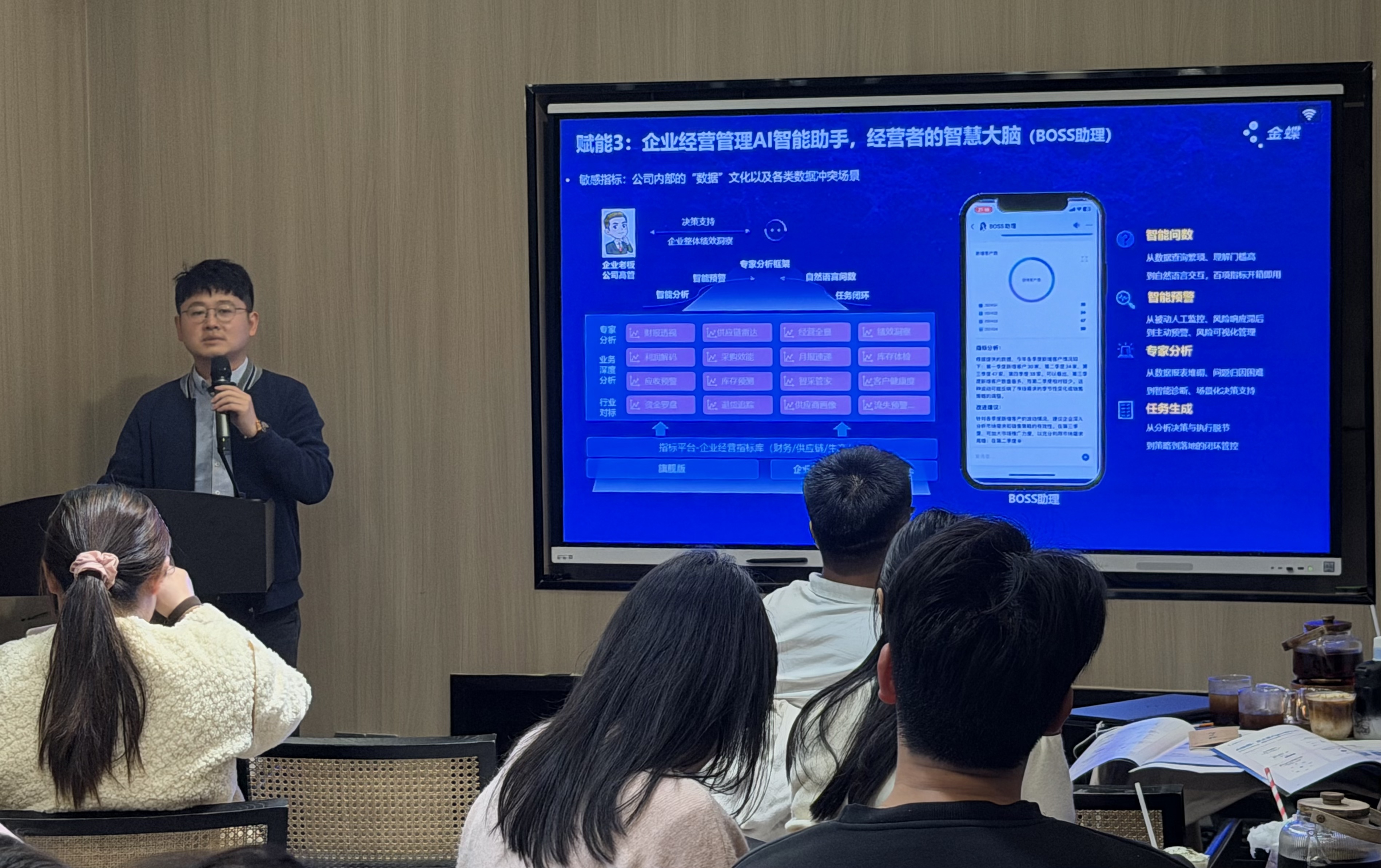 1775109023932998.jpg 钟.jpg